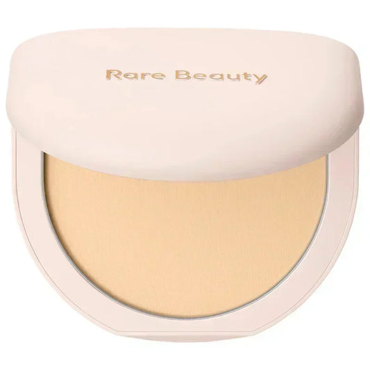 Rare Beauty Cosmeticos por Selena Gomez. Base en polvo compacto. Color #Ivory